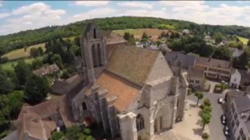 Le village préféré des Français : Saint-Sulpice-de-Favières représente l'Île-de-France