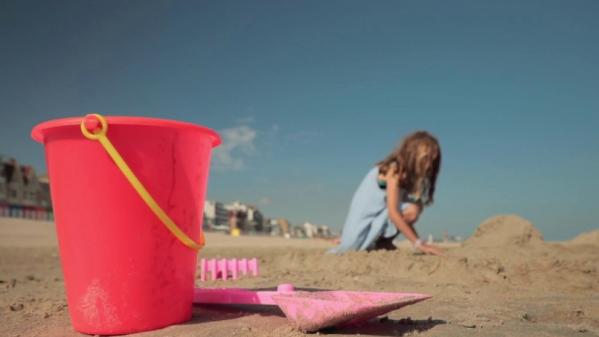 Vacances d'été : les juillettistes profitent des derniers moments sur les plages du Nord