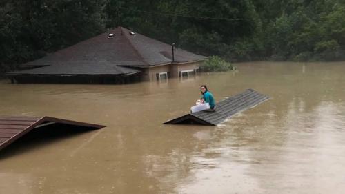 États-Unis : au moins 25 morts causées par les inondations au Kentucky