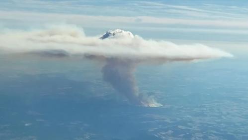 Incendies : on vous dit tout sur ces étranges nuages appelés pyrocumulus