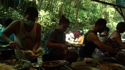 Philippines : un déjeuner les pieds dans l'eau à la Villa Escudero