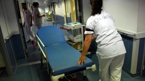 Les infirmiers de bloc opératoire de l'hôpital de Rodez, en grève, exigent 