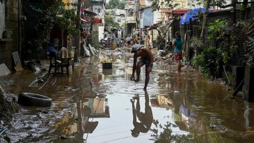 Philippines : cinq secouristes tués pendant le passage du typhon Noru