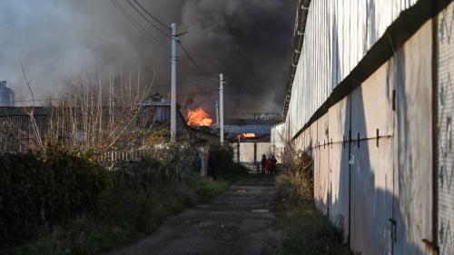 DIRECT. Guerre en Ukraine : deux personnes sont mortes dans une frappe russe sur Kherson, selon la présidence ukrainienne