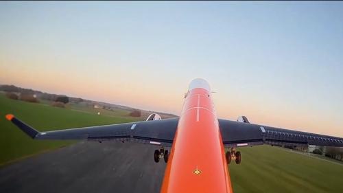 VIDEO. Aéronautique : Airbus teste des ailes pliables pour limiter les turbulences