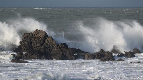 Intempéries : 14 départements placés en alerte orange par Météo France