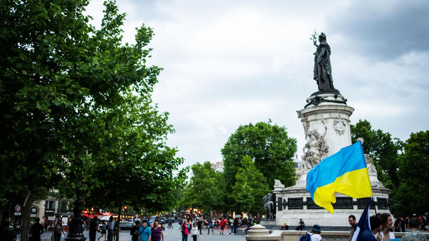 Nearly 66,000 displaced Ukrainians have benefited from “temporary protection” status in France by the end of 2022, the Interior Ministry announced.