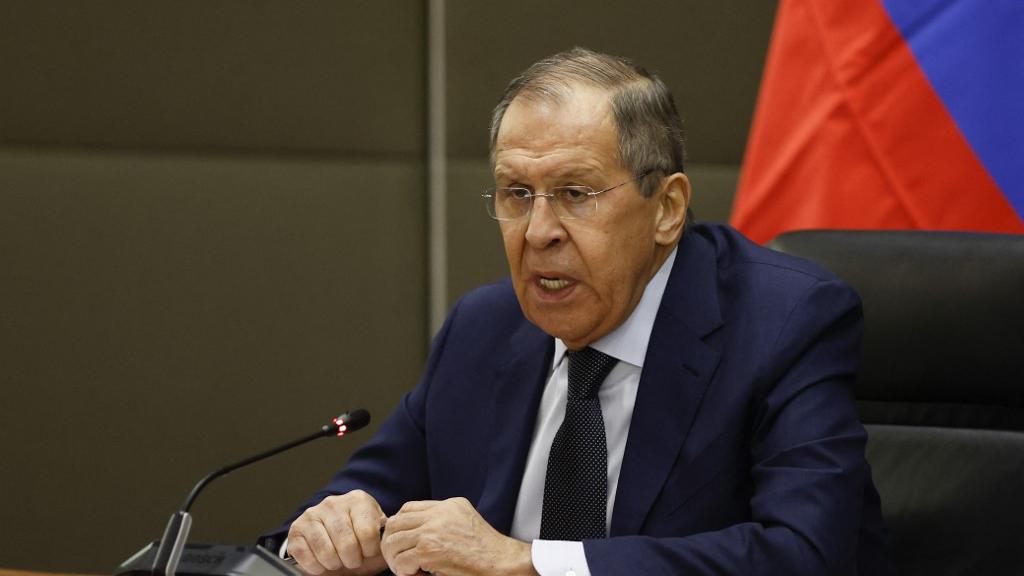 Russian Foreign Minister calls Israelis and Palestinians “responsible”.