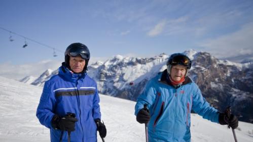 À 95 ans, elle skie toujours, 