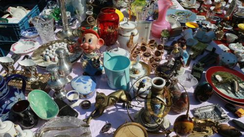 Brocantes et vide-greniers : quels sont vos droits ?