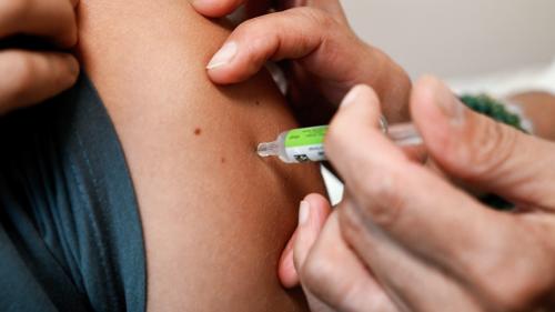 La Haute autorité de Santé recommande de vacciner les plus de 75 ans contre le VRS, virus responsable de la bronchiolite, dès cet automne