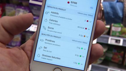 Grâce à l’application Yuka, les consommateurs peuvent désormais interpeller les industriels (France 2)