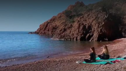 Plages secrètes : dans le massif de l'Estérel, un coin de paradis à l'abri des regards.