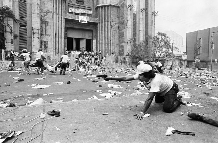 Au Salvador. (PATRICK CHAUVEL / CORBIS)