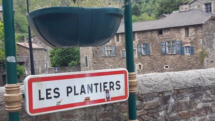 L'entrée du village cévenol. (GRÉGORY JULLIAN / FRANCE-BLEU GARD LOZÈRE)