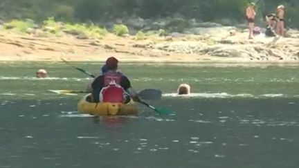 Ardèche : les gendarmes patrouillent pour prévenir les noyades