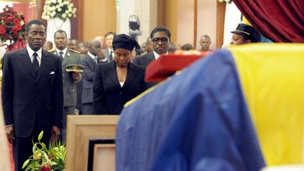 Le président Obiang et son épouse aux obsèques du président gabonais Omar Bongo. (ISSOUF SANOGO / AFP)