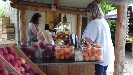 Vallée du Rhône : les étals de fruits sont incontournables