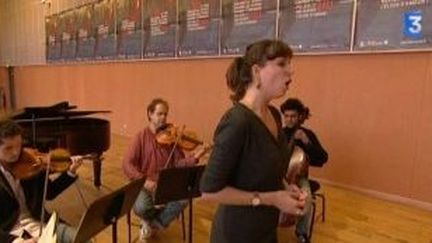 Les premiers pas de quatre jeunes chanteurs lyriques à l&#039;Opéra de Rouen Haute-Normandie
 (Culturebox)