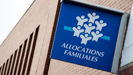 Une caisse d'allocations familiales à Tourcoing (Nord), le 30 septembre 2014.&nbsp; (PHILIPPE HUGUEN / AFP)