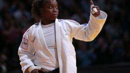 Gévrise Emane a désormais les yeux tournés vers Rio. (JACQUES DEMARTHON / AFP)