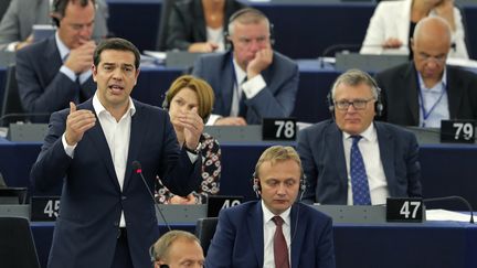 Alexis Tsipras&nbsp;devant le Parlement europ&eacute;en, mercredi 8 juillet 2015, &agrave; Strasbourg. (VINCENT KESSLER / REUTERS)