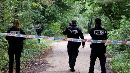 The body of the 19-year-old student was discovered during a hunt in the Bois de Boulogne on Saturday September 22, less than 24 hours after her disappearance. (DELPHINE GOLDSZTEJN / MAXPPP)