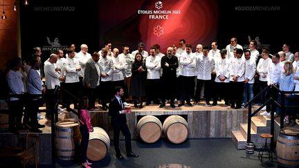 La cérémonie de remise du guide Michelin au théâtre de l'Avant Scène à Cognac, le 22 mars 2022. (PHILIPPE LOPEZ / AFP)