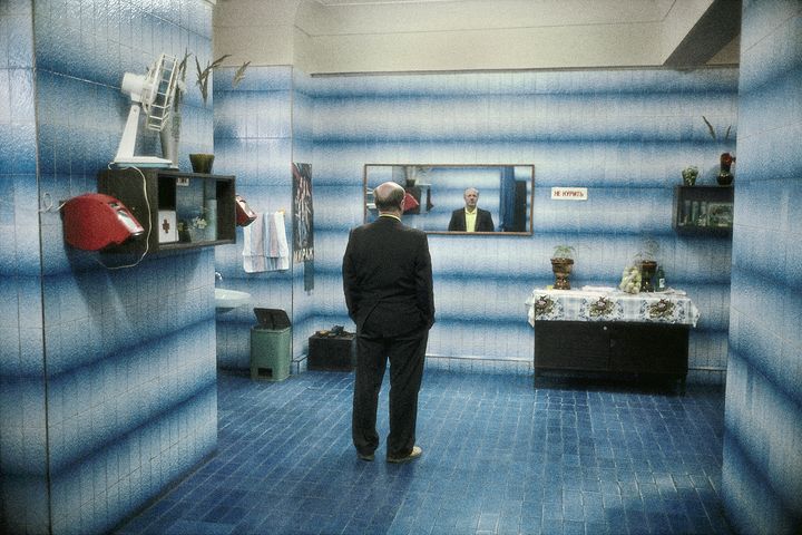 RUSSIA. Moscow. Hotel lavatory. 1989 (Harry Gruyaert / Magnum Photos)