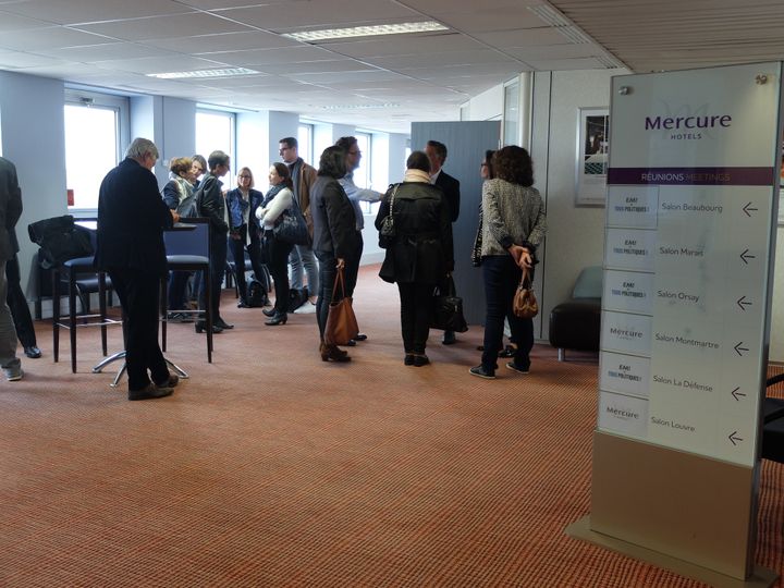 Les participants à la journée de formation pour les municipales organisée par LREM, le 10 octobre 2019, à Ivry-sur-Seine (Val-de-Marne).&nbsp; (MARGAUX DUGUET / FRANCEINFO)