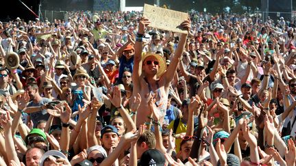 Le public devant le concert de Louane, le 17 juillet 2016, aux Vieilles Charrues.
 (FRED TANNEAU / AFP)