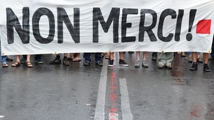 Des intermittents du spectacle manifestent à Avignon, le 4 juillet 2014.
 (Boris Horvat/AFP)