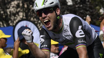 Mark Cavendish remporte la 6e étape. (LIONEL BONAVENTURE / AFP)