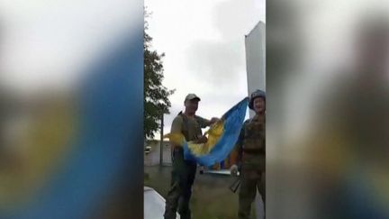 Guerre en Ukraine : les soldats ukrainiens affirment avoir récupéré la ville stratégique de Lyman