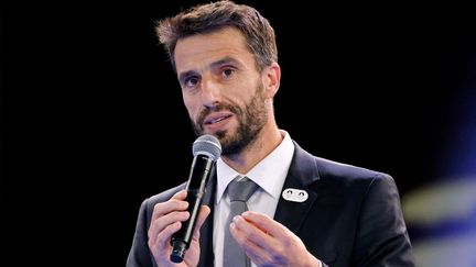 Tony Estanguet, président de l'organisation de Paris 2024 lors de la conférence des maires le 16 novembre 2021 à Paris. (Ludovic MARIN / AFP)