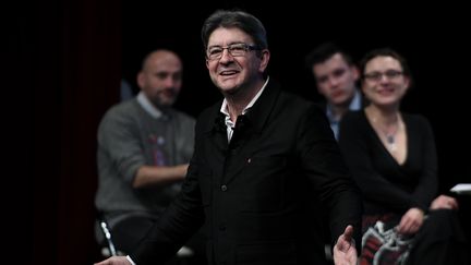 
Jean-Luc Mélenchon fait un discours lors d'un meeting au Mans, dans la Sarthe, le 11 janvier 2017.

 (JEAN-FRANCOIS MONIER / AFP)