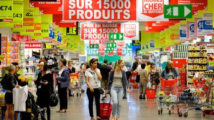 &nbsp; (Un hypermarché Auchan à Arras©MAXPPP)