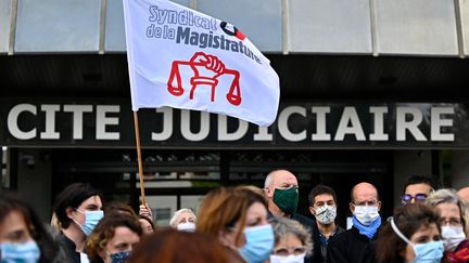 Rassemblement de magistrats à Rennes, en septembre 2020 (illustration). (DAMIEN MEYER / AFP)