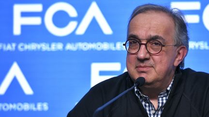 Sergio Marchionne, patron de Fiat Chrysler Automobiles, lors d'une conférence de presse, à Balocco (Italie), le 1er juin 2018. (PIERO CRUCIATTI / AFP)