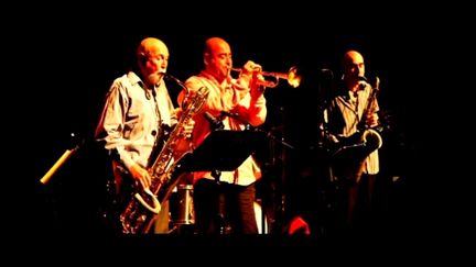 Les saxophonistes Yvan, Stéphane et Lionel Belmondo en concert
 (France 3 / Culturebox)