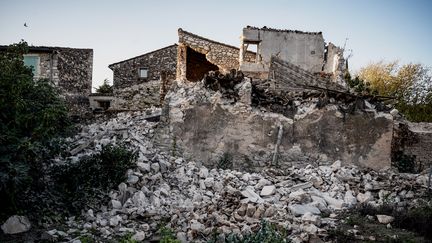 Une maison détruite par un séisme au Teil, en Ardèche, le 11 novembre 2019. (JEFF PACHOUD / AFP)