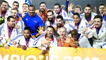 &nbsp; (Les Bleus de handball champions du monde 2015 © REUTERS/Mohammed Dabbous)