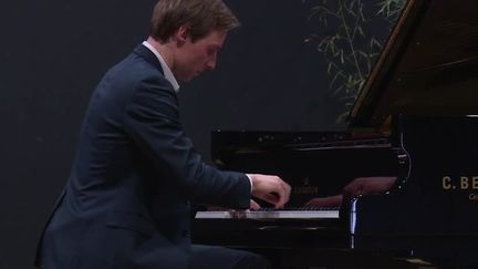 Beethoven expliqué par le pianiste Gaspard Dehaene