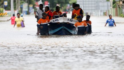 VIDEO. Sri Lanka : 200 000 habitants fuient la capitale inondée