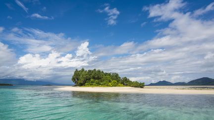 White island à Buka,&nbsp;la seconde plus grande île de la province de Bougainville en Papouasie-Nouvelle-Guinée. (IMAGEBROKER/MICHAEL RUNKEL / IMAGEBROKER RF)