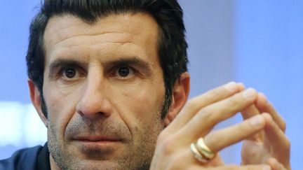 Luis Figo se retire de la course à la présidence de la Fifa (STRINGER / IMAGINECHINA)