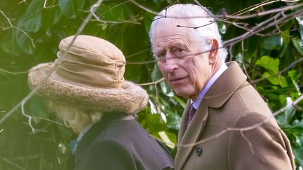 Le roi Charles III et la reine Camilla près de l'église de Sandringham, dans le Norfolk, au Royaume-Uni, le 4 février 2024. (GEOFF ROBINSON / SHUTTERSTOCK / SIPA)