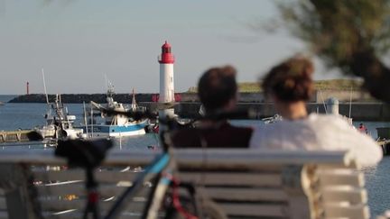 Tourisme : un péage pour réguler le flux de visiteurs sur l'île d'Oléron ? (france 2)