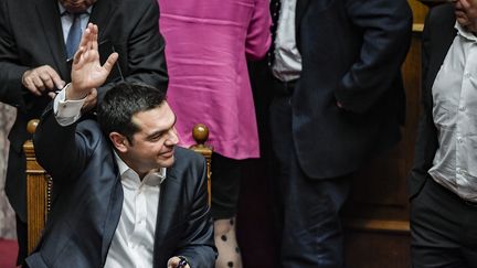 Le Premier ministre grec&nbsp;Alexis Tsipras, le 16 janvier 2019, au Parlement d'Athènes. (LOUISA GOULIAMAKI / AFP)