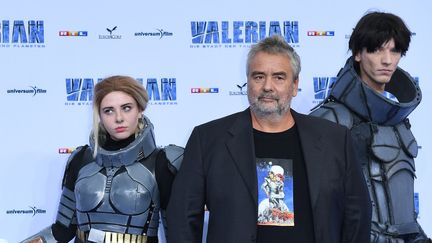 Le réalisateur Luc Besson, lors de l'avant-première mondiale de "Valérian et et la Cité des milles planètes", le 19 juillet 2017 à Berlin (Allemagne).
 (BRITTA PEDERSEN / DPA)